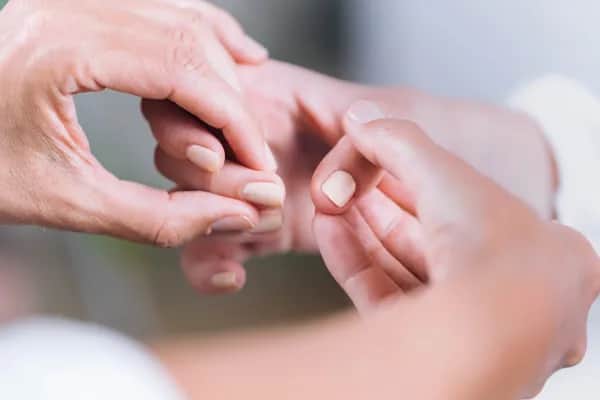 Ganzheitliche Gesundheitsförderung: Bioenergetische Kinesiologie in Oberösterreich